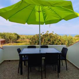 Vivenda Campos, vista Mar, hotel in Vila Nova de Milfontes