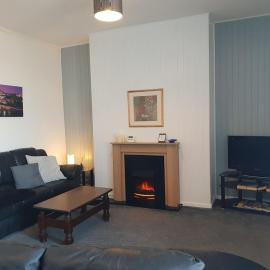 Lovely 2 bed apartment, 5 mins into Newcastle - Sleeps 6, hotell i Gateshead