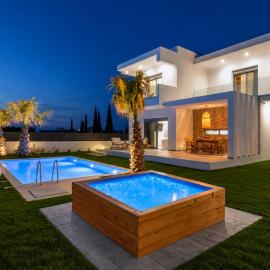 Martini Villas, hotel Kremasztíban