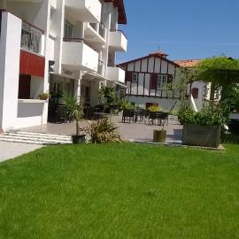 Hôtel Résidence Bergara, готель у місті Souraïde