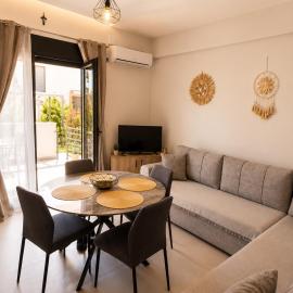 Crystal 1 Apartment Ofrinio