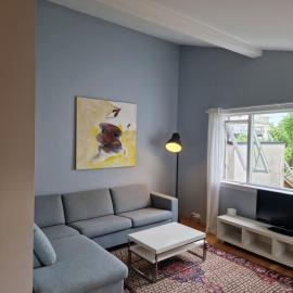 Quiet, airy 3-room apartment in the city center