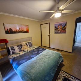 Private Studio Ensuite & Kitchenette, hotel a Glen Waverley