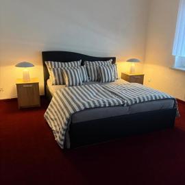 Apartments Zur Eiche – hotel w mieście Großräschen