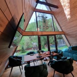 Mia Luxury Chalet, hotel a Cheia
