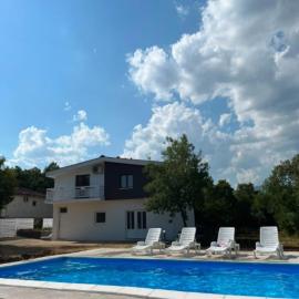 Marić Vacation Home, hotel a Glavinove Kuće
