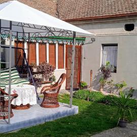Seosko Domacinstvo Stanimirovic, Hotel in Mihajlovac