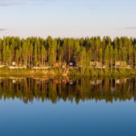 Hossan Lumo, hotel i Hossa