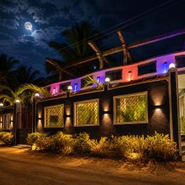 Royal Beach Hotel