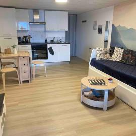 Studio dans village savoyard typique, 3 people max