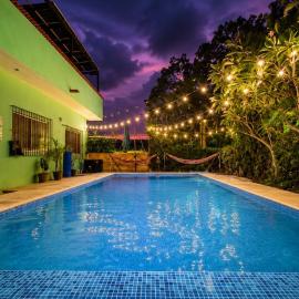 Casa Olivia at La Joya Escondita with Pool & Rooftop Lounge - 2BD - Near Sayulita and Punta Mita, hotel em Higuera Blanca