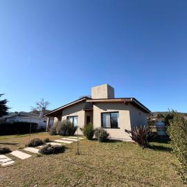 Casa con pileta en las sierras - Naturaleza y relax
