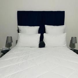 R&N Hosts Mokhotlong, hotel in Mokoeng