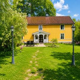 Antesbo - Charming Swedish Country House near Astrid Lindgren's World, hotel sa Hjältevad