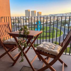 Loft en Zibata con Vista Alberca y Gym, hotel in La Cañada