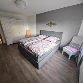 Ferienwohnung Bahnhof Ehr, Hotel in Halsenbach