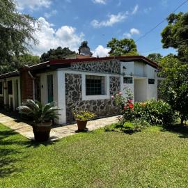 Casa Yoyita