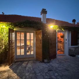 Stone House Slavica near Krka Waterfalls