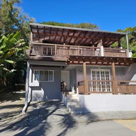 Apartamentos Lagoinha, hotel in Bombinhas