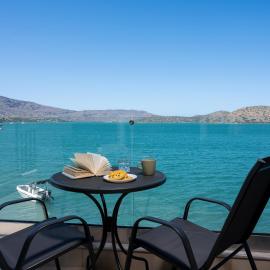 Costalia Seafront Apt, hótel í Elounda