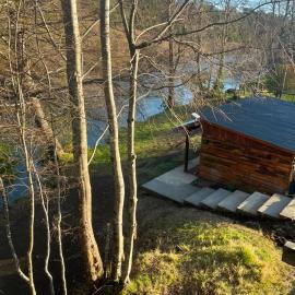 Tiny House 2 personas con vista al Rio Fuy, hotel in Neltume