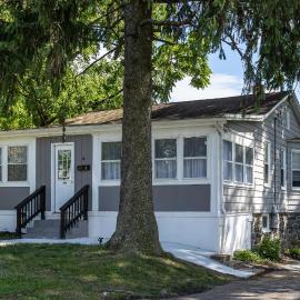 Entire Private Cottage in Wilmington with Parking