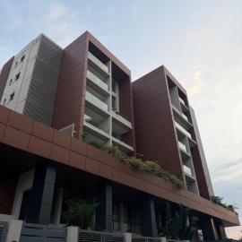 Layka's Apartment in Zone 4, Marcory Cap Sud