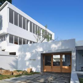 Zhiye Resort Hotel, hotell i Guanling
