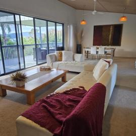 Harrisons Retreat Premium Stay