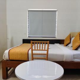 Hotel Mayur Lodge