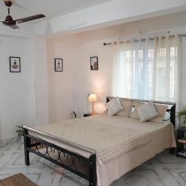 Retreat Homes, hotel in Siliguri