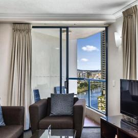 Two-bedroom City Escape I Mantra on Queen