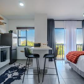 Ballito on the Hills 18, hotel in Sheffield Beach