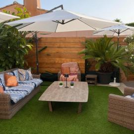 Charming home, hotel em Gassin
