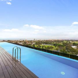 St Kilda Parkside Retreat Rooftop City Views, hotel di Melbourne