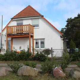 Ferienwohnungen am Wald, hotel in Lütow