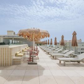 Intelier Malvarrosa Plaza, hotell i Valencia