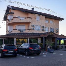 Motel Atos, hotel in Laktaši