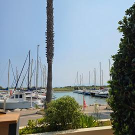BoatMotel, hotel in Sainte-Marie-la-Mer