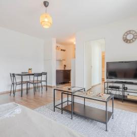 Spacieux 2 chambres proche Paris & Stade de France, hotel in Le Bourget