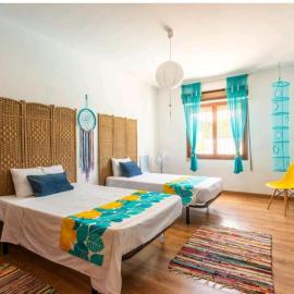 CM Azibi Blue Room, hotel in El Campello