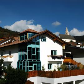 Renates Ferienwohnungen, hotell i Meltina