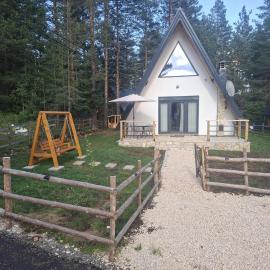 Pine Forest Chalet