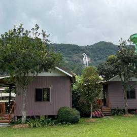 แซงชัวร์ วิว, hotel in Ban Na Yang