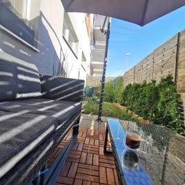 Aero Garden Studio 5 Min to Airport parking