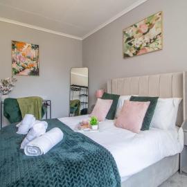 Ground Floor 2 Bed Apt in Salsburgh, hotel in Kirk of Shotts