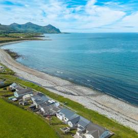 Beach Bungalow, hotel din Nefyn