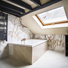 Amber Room - Balnéo, Sauna & Détente, hotel in Angers