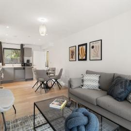 Modern 2-Bedroom Apartment in Watford