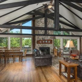 Majestic Mountain Haus, hotel in Beech Mountain